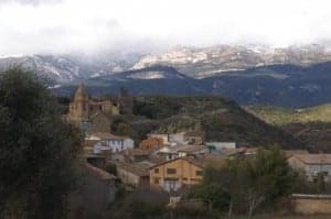 El pueblo de Labata, en la Hoya de Huesca. Foto: http://curiosidadesynoticiaslabata.blogspot.com.es 