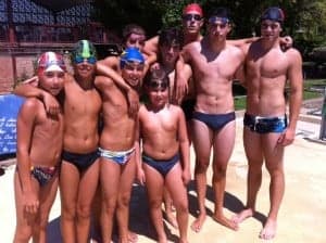 Nadadores del Airon Club Monzón.