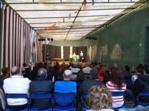 Actuación del grupo de teatro. J.C.