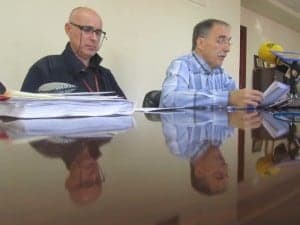 Facerías con el responsable de bomberos de la Comarca. JLP.