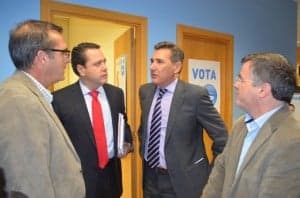 Oliván en la sede del PP de Barbastro. JLP.