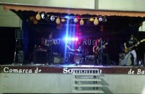 Fiesta de presentación. D.L.