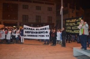 Manifestación en la oficina delegada de la DGA. JLP.