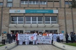 Protestas en el Hospital de Barbastro. JLP.
