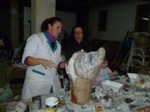Taller de cabezudos en Estada. 