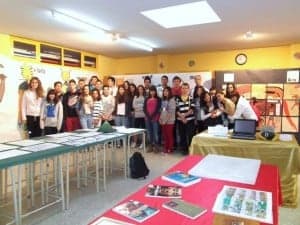Alumnos participantes junto a su profesor, Manuel Clarimón. Foto: Manuel Clarimón.