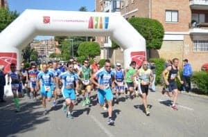 Los corredores a la salida. JLP.