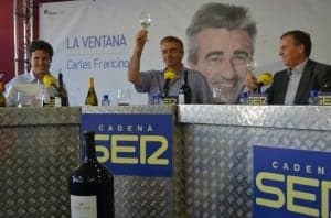 Torres, Francino y Cosculluela brindan con Viñas del Vero. JLP.