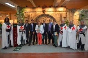 Aliaga en la inauguración de la feria en el estand del Cinca Medio. JLP.
