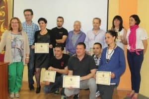 Los ganadores con las autoridades. 
