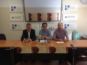 Presentación de la feria con Cosculluela, Briones y Cancer. JLP.