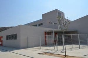 El nuevo colegio de Monzón, uno de los cinco que se abren este curso. JLP.
