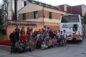El Bus del Vino en Bodega Pirineos.