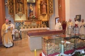 Misa de consagración del altar y las reliquias de los mártires. José Luis Pano.