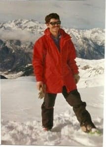 CARLOS VIVES en la cima de Castanesa, invernal con esquís , año 91 con Pedro mano a mano. Pedro Solana.