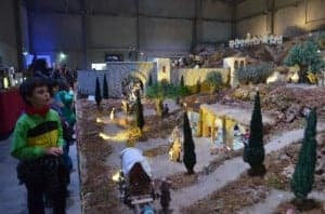 Primeros visitantes al Belén. JLP.