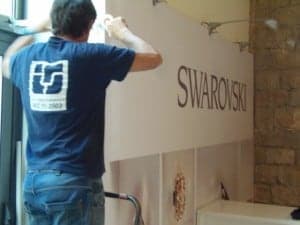 Montaje del stan de Swaroski.