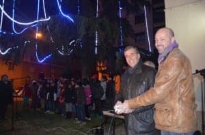 Encendido de luces por el alcalde y el presidente de los empresarios. JLP.