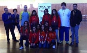Las jugadoras de Alta Ribagorza. trofeo_terceras_estadilla_15_infantil