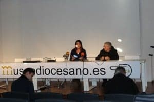 María Puértolas y Enrique Calvera en la presentación de los actos. IMG_9857