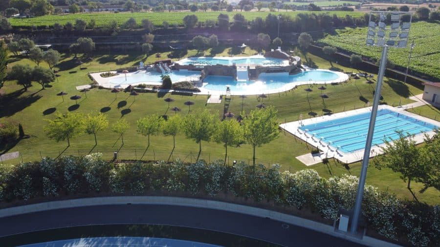 PISCINA DE VERANO BARBASTRO