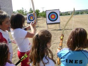 Tiro con arco Salas Flor Muñoz, campeona de España de tiro con arco, no faltará a la cita.