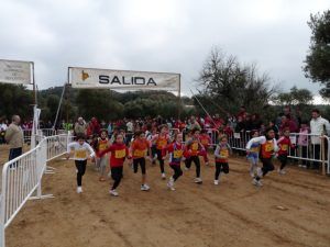 Los más pequeños también disputaron la carrera. Foto C.G.