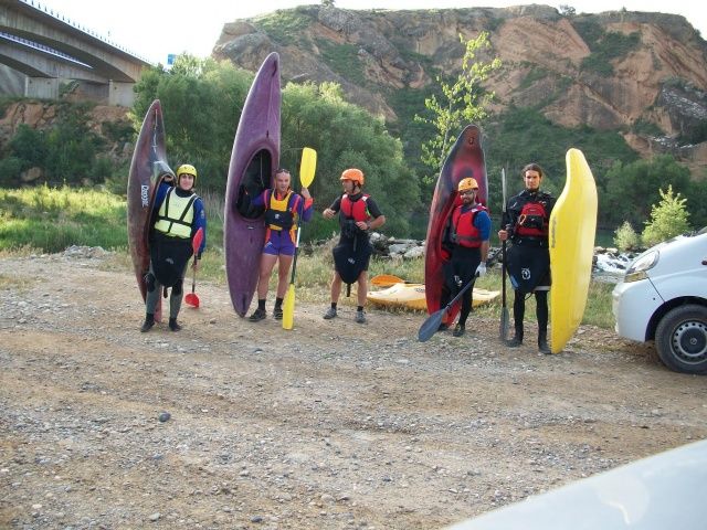 El Club Montisonense de Montaña promociona el piragüismo