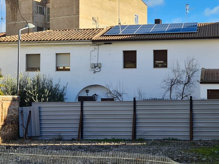 El IBI de 31 inmuebles bonificado por instalación de placas fotovoltaicas en 2023 en Binéfar