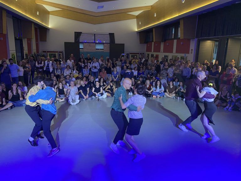 Los bailarines toman Fonz en la IX Trobada de Swing