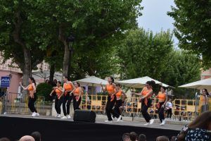 Dia Internacional de la Danza 2023 . Ayuntamiento de Barbastro