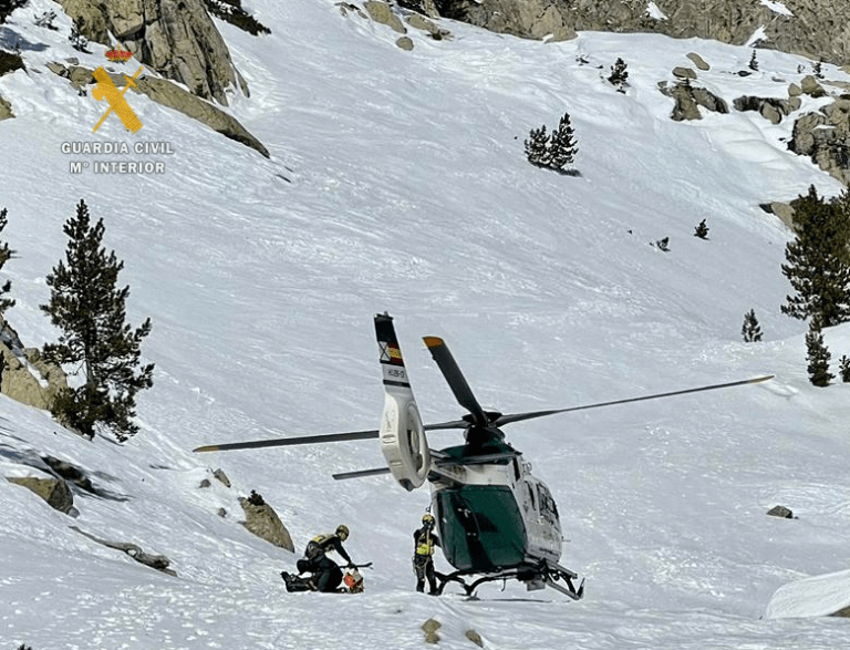 Rescate de un esquiador en Los Baños de Panticosa