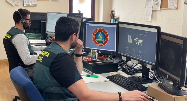 La Guardia Civil detiene a 14 personas e investiga a otras 15 por estafar 110.000 euros