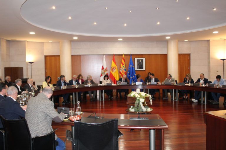 La Diputación Provincial de Huesca destina 4 millones de euros para ayudar a los ayuntamientos a sufragar el gasto energético municipal