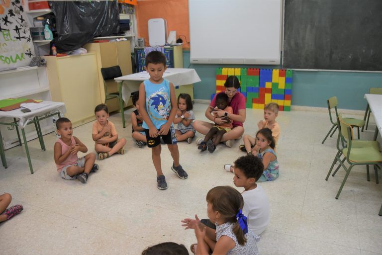 Ochenta niños y niñas disfrutan cada semana en Barbastro de la Ludoteca Municipal Talleres Urbanos Verano 2023