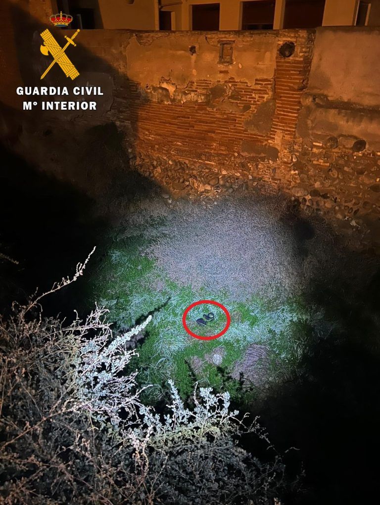 La Guardia Civil detiene a dos personas con robo con violencia en un salón de juegos de Monzón