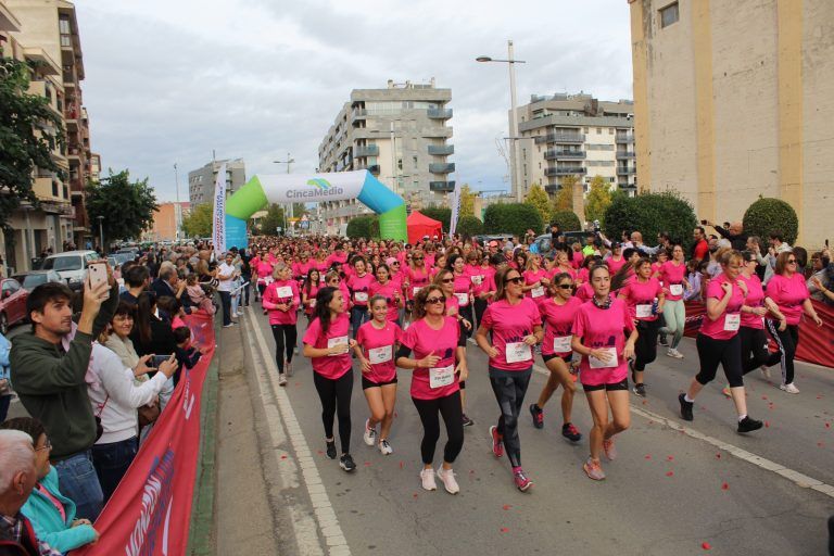 Monzón se une a la lucha contra el cáncer de mama en la Carrera de la Mujer