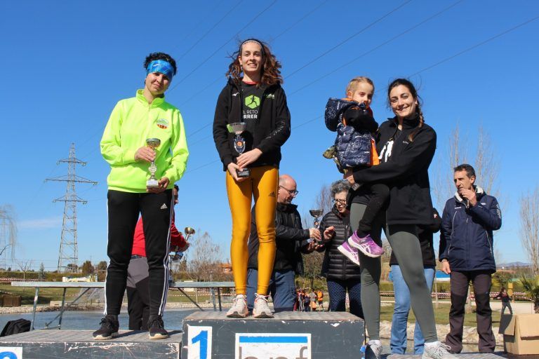 Victoria en categoría absoluta del XLVI Cross de San Quílez de Binéfar para Jaime Ruiz y Verónica Escartín