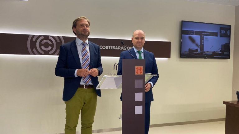 PP y VOX solicitan en las Cortes una Comisión de Investigación sobre energías renovables