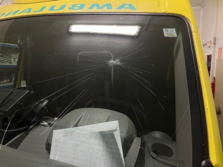 Salud condena el sabotaje de las ambulancias y la Guardia Civil abre una investigación