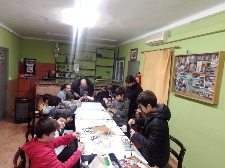 Cursos de montaje de moscas para la pesca en Barbastro