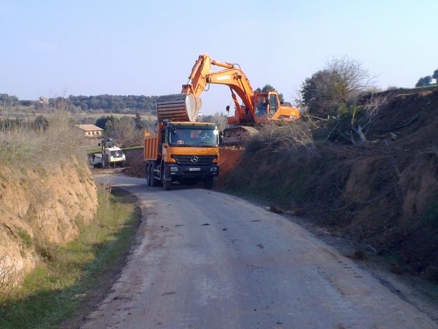 La carretera de Burceat estará cortada hasta el miércoles por obras Burceat