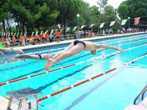 Competición de natación en las piscinas de Airon Club. Foto S.E.