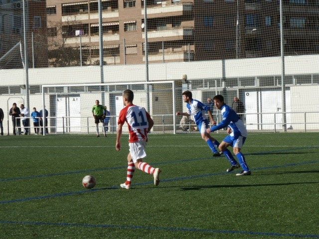 El Barbastro pesca un buen punto y el Monzón recupera el liderato