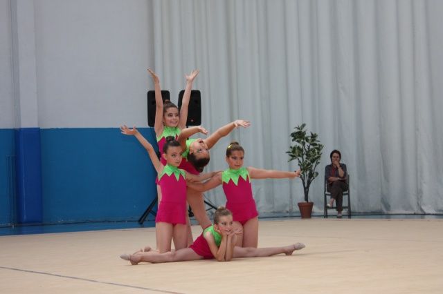 Las gimnastas del Club Rítmica 2000 Barbastro consiguen 6 medallas en Binéfar