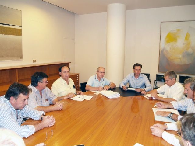 La DPH completa la oferta formativa de 2010 para bomberos con cursos de especialidad