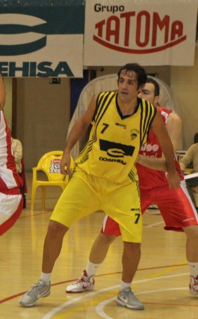 Cosehisa Monzón avanza hacia el play off con triples dobles de Pino y Cazcarra