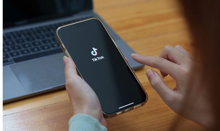 Descargar Videos de TikTok con Facilidad