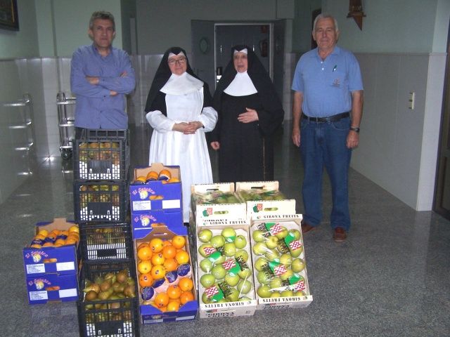 ASAJA Huesca dona 1.000 kg de fruta a varios centros asistenciales