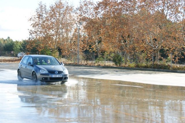 Atades Huesca y Monzón acogen un curso de prevención de riesgos en el tráfico